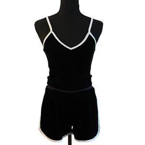 3/$15 Popular 21 Women's Medium Black Comfortable Short Top Soft  Set